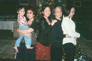 4 Generations of Yusi-Dator.jpg (18739 bytes)