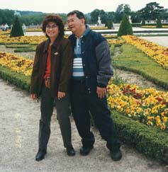 Mom&Dad small.jpg (24366 bytes)